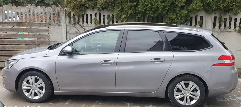 Peugeot 308 cena 36900 przebieg: 211000, rok produkcji 2016 z Ciechanów małe 106